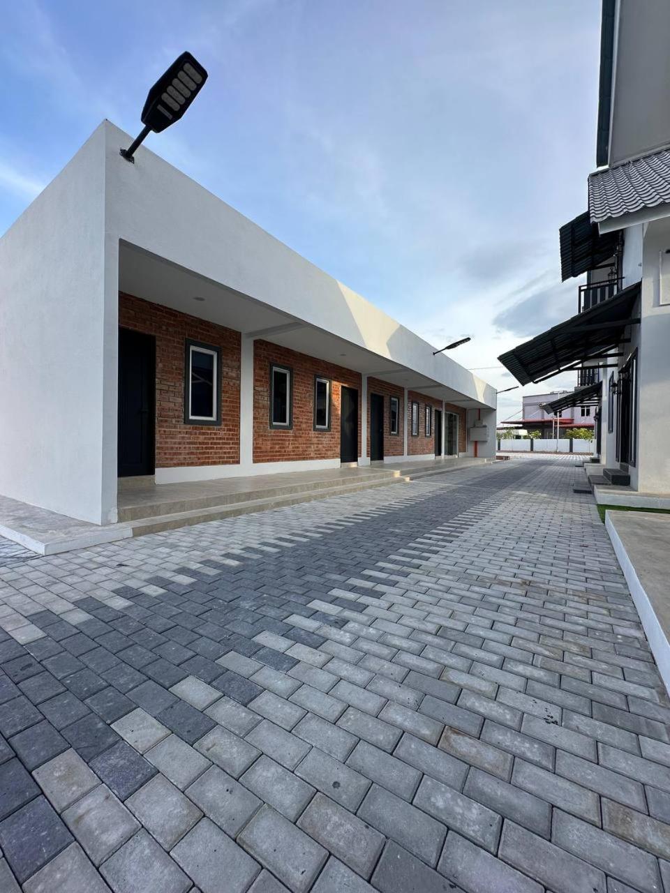 Rosz Homestay Kuala Nerang Exterior photo