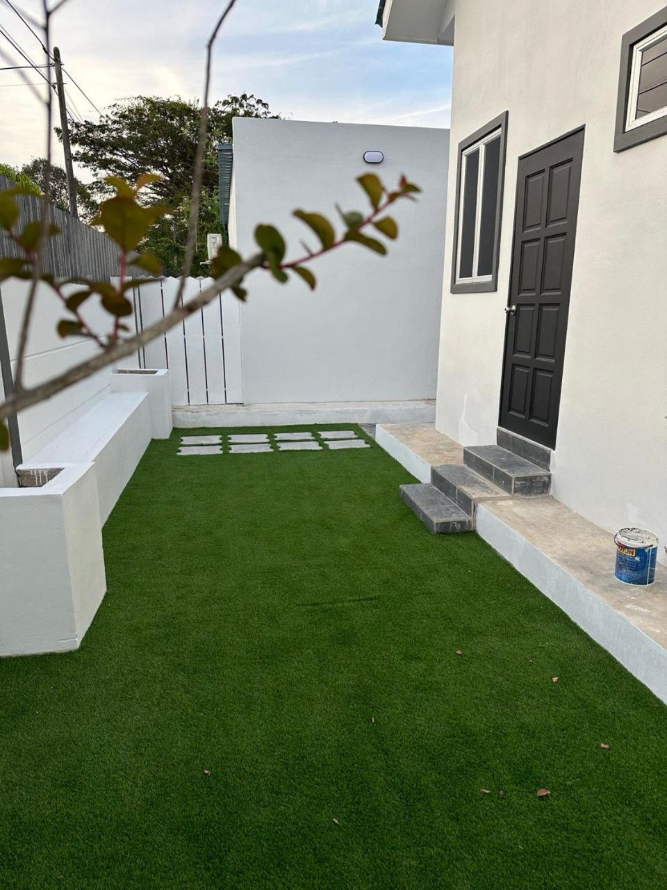 Rosz Homestay Kuala Nerang Exterior photo