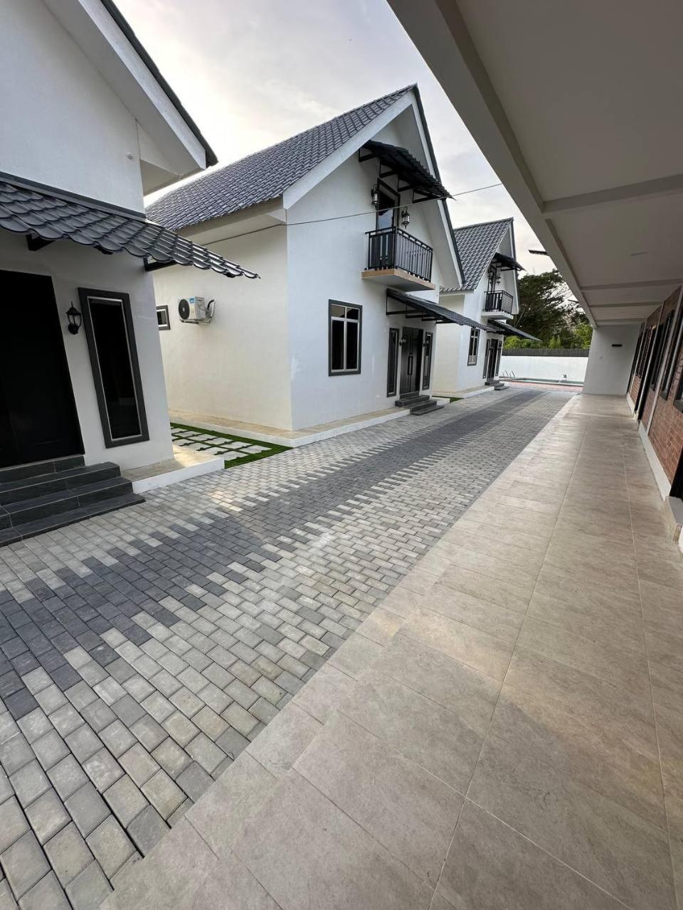 Rosz Homestay Kuala Nerang Exterior photo